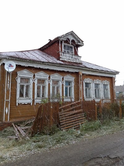 Дом с двумя сердцами в Лидино