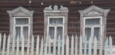 Старые окошки Коробят