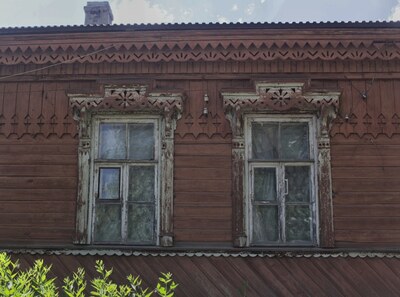 Окошки Опеченского Посада-старые и новые