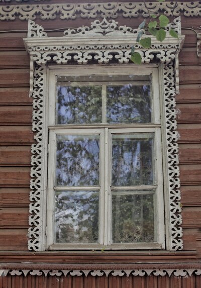 Одиночные окошки Боровичей