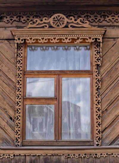 Одиночные окошки Боровичей