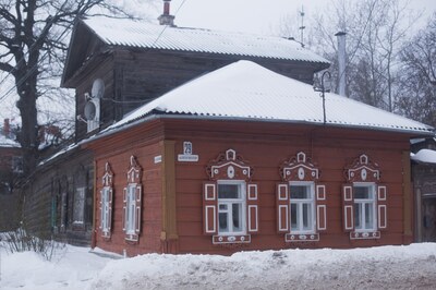 Невероятный пятистенок со ставнями