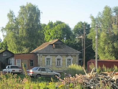 Домики из деревни Гостилово