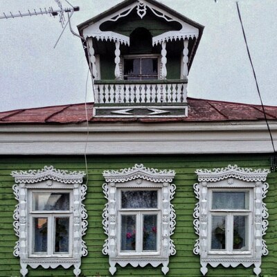 Деревянные дворцы в деревне Леоново