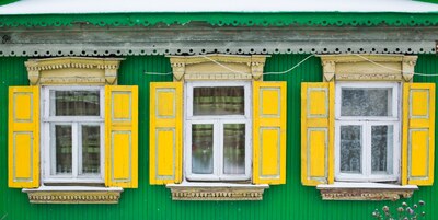 Единственные наличники со ставнями из Соболева