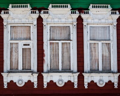 Окна села Богородского