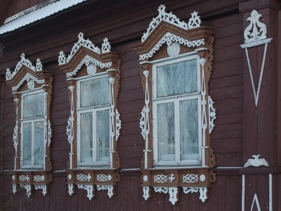 Окошки деревни Бормусово