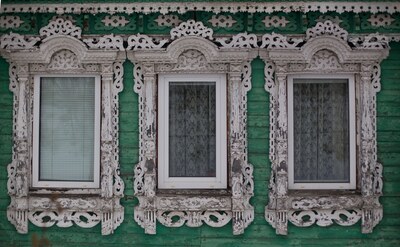 Резные окошки деревни Кузяево