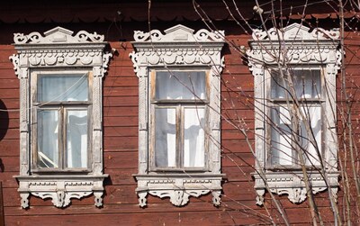 Окошки села Рыжева