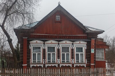 Резная сказка деревни Наумовской.