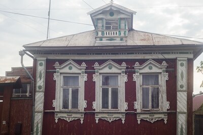 Дома села Ловцы