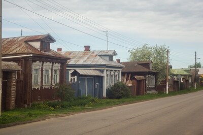 Street in Lovtsy