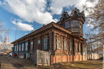 Углич. Деревянная сокровищница Ярославской области.