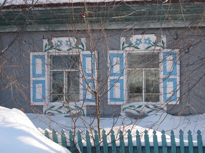 "Цветочные" наличники из Колпашева