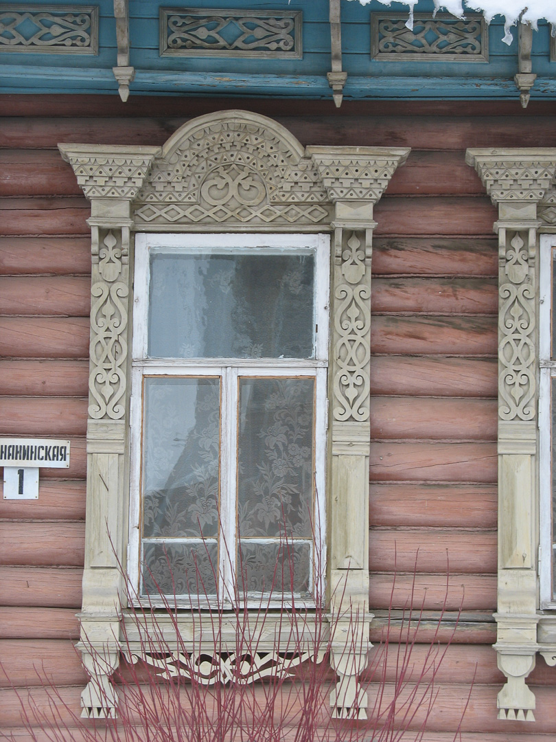 Резные наличники Ростова Великого