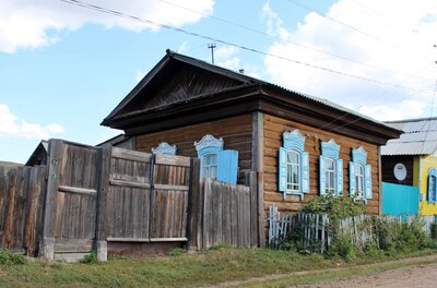 Бурятия. Харашибирь. Семейские. Год постройки дома-1909.