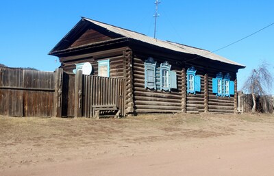 Бурятия. Село Старая Брянь. Семейские.