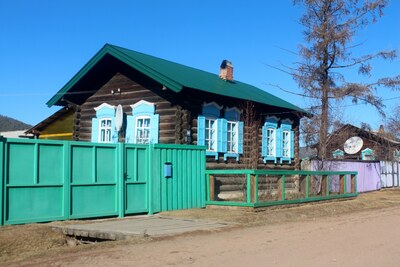 Бурятия. Село Старая Брянь. Семейские.