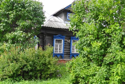 Деревянные дома в деревне Фролово Клинского района