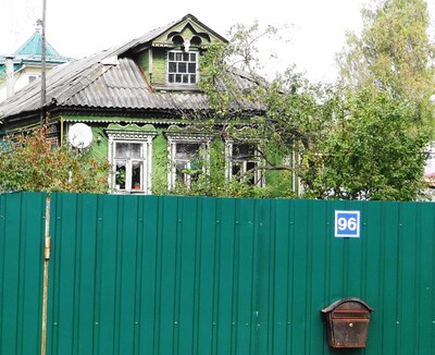 Деревянные дома в деревне Донино