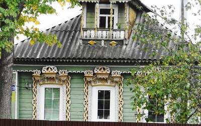 Деревянные дома в деревне Донино