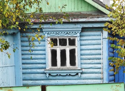 Деревянные дома в деревне Донино