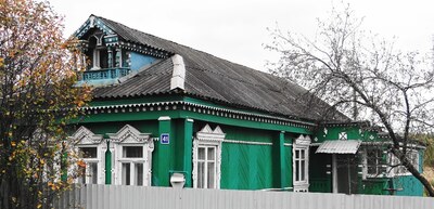 Деревянные дома в деревне Донино