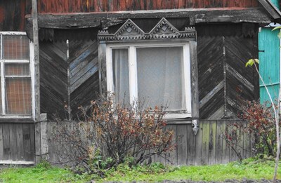 Резьба в деревне Хрипань