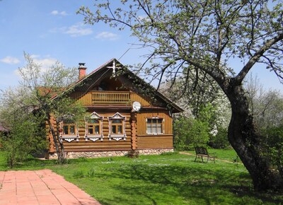 Деревянное зодчество деревни Нестерцево (ферма)