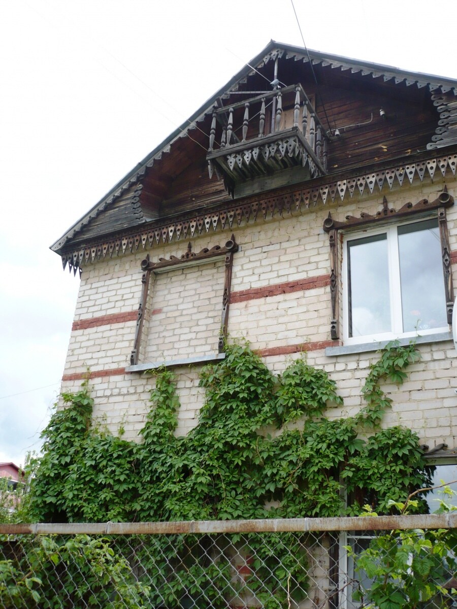 Златоустовский кружевной наличник