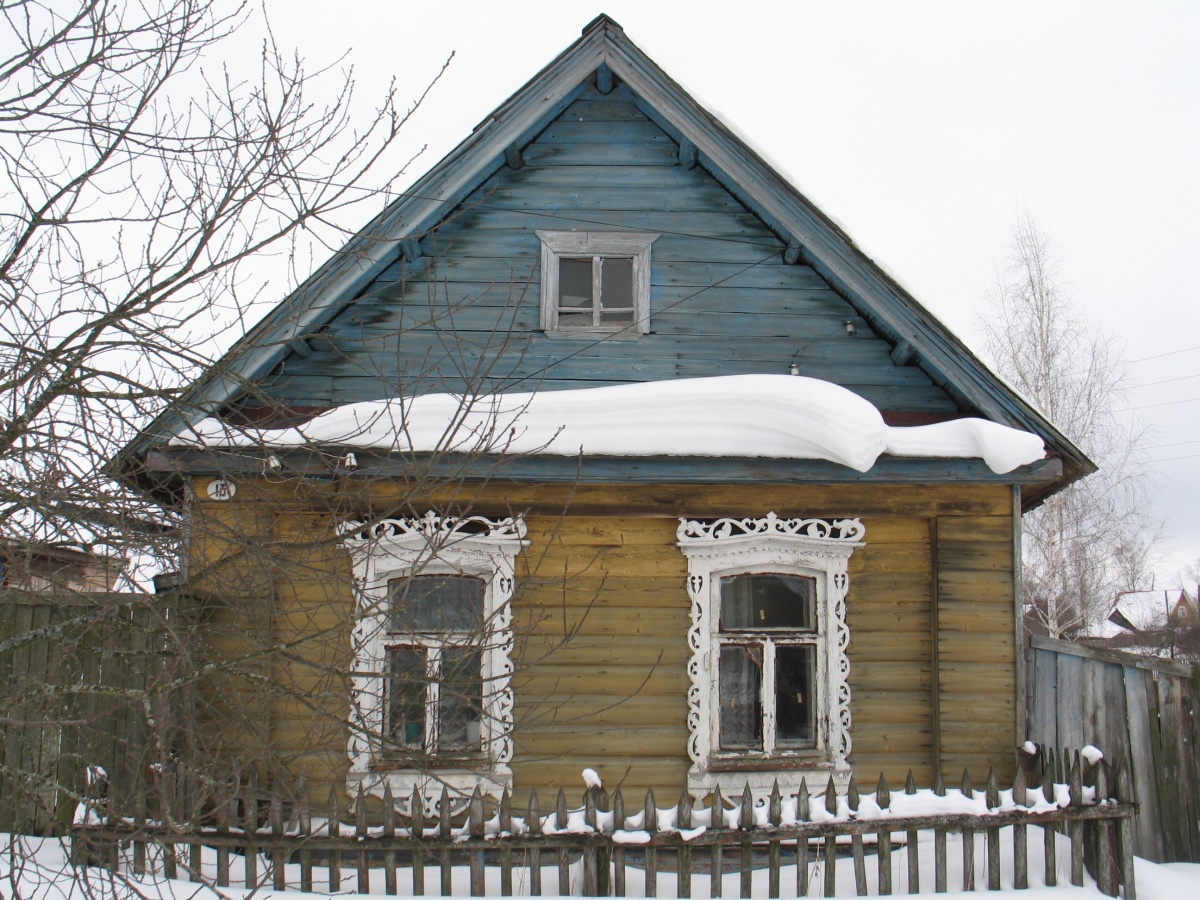 Углич, Левый берег