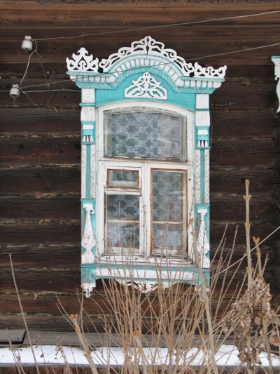 Углич, Левый берег