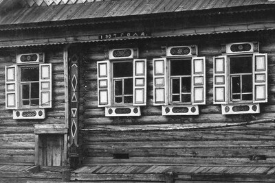 Дом в деревне Заварина в 5 верст. по дороге из Юрьевца в Макарьев. [1911 год] Фрагмент.