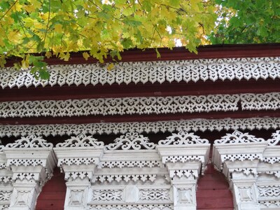 Детали злынковской резьбы