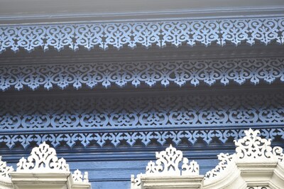 Детали злынковской резьбы