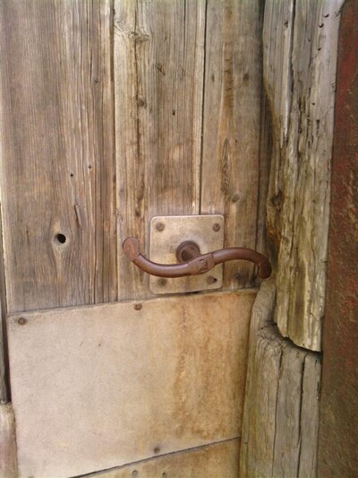 Holzgesichter von Wotkiinsk