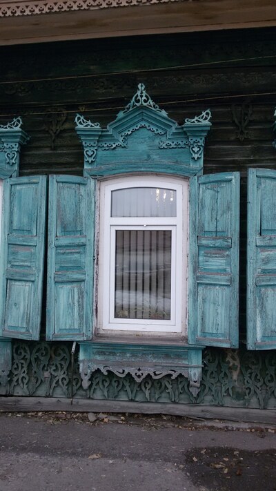 Окошко на Тарской (Омск)