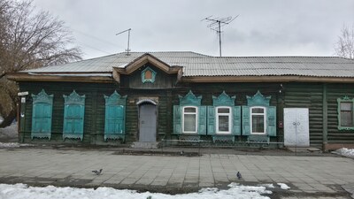 Дом на Тарской (Омск)