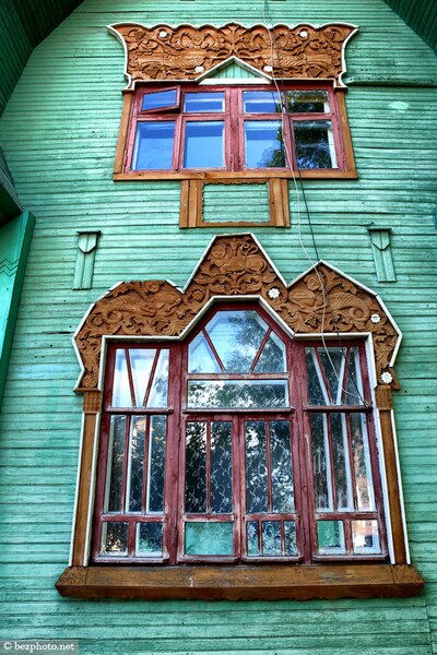 Дом Пришлецова («дом с русалками»)