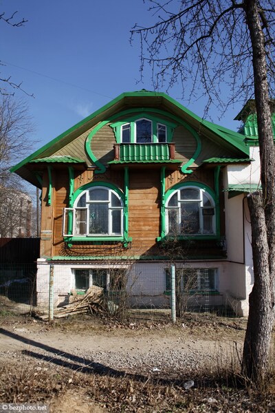 Деревянный модерн в г. Кимры (Тверская обл.)