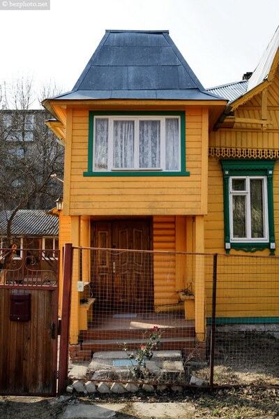Деревянный модерн в г. Кимры (Тверская обл.)