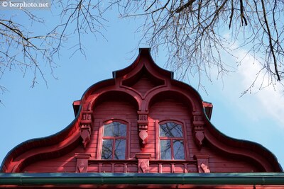 Деревянный модерн в г. Кимры (Тверская обл.)