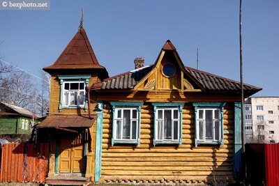 Деревянный модерн в г. Кимры (Тверская обл.)