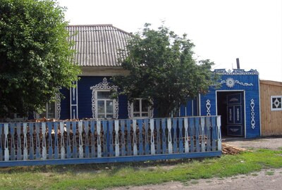 Дома и окна Тары