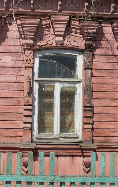 Сложный одноцветный наличник (Пенза)