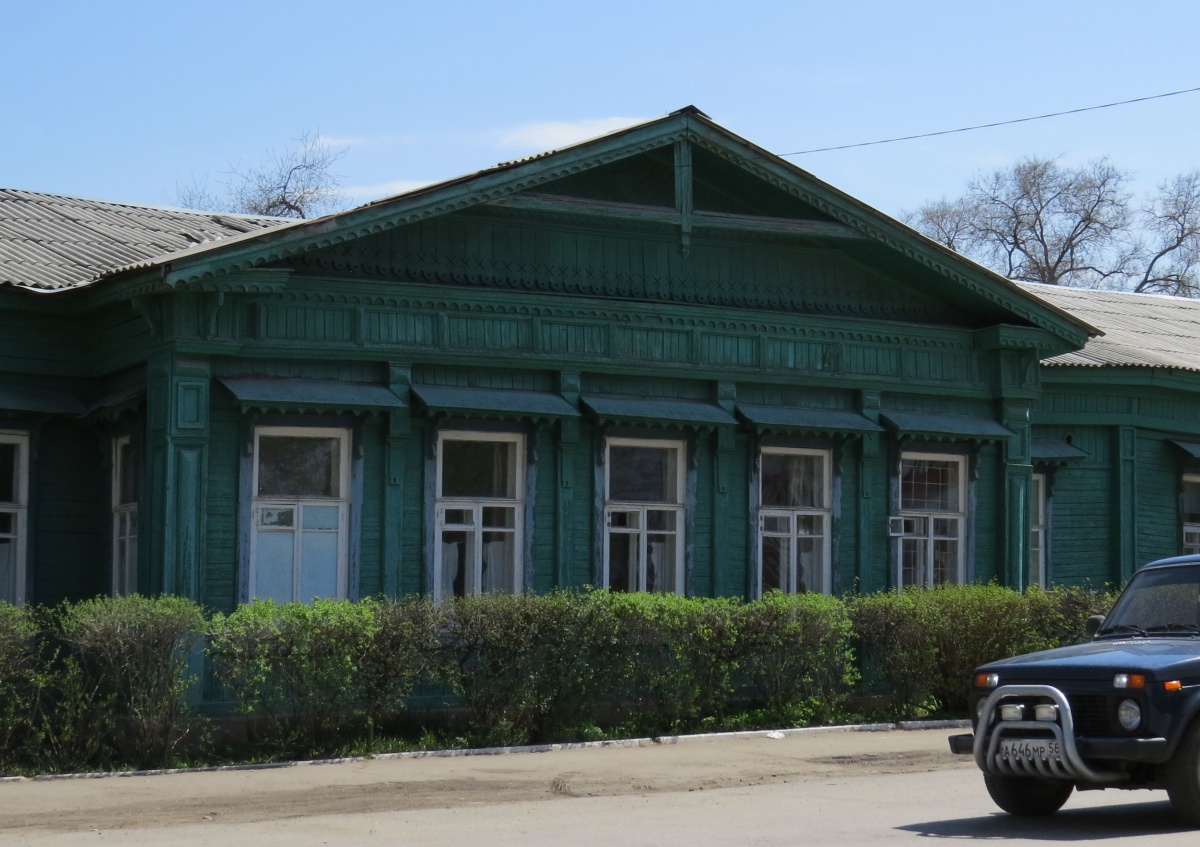 Здание кожвендиспансера города Кузнецка