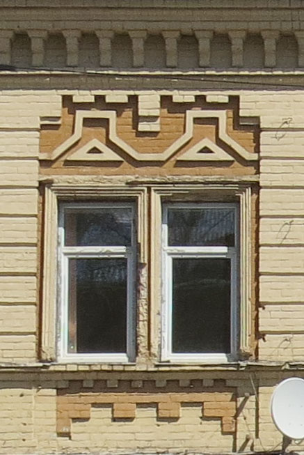 каменный наличник
