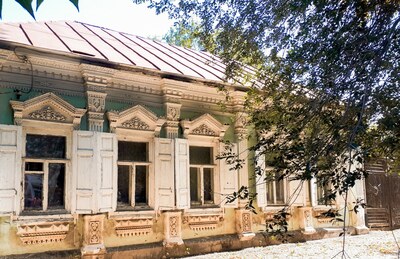 Деревянные налички и ворота
