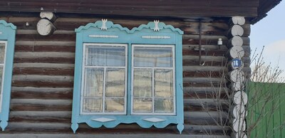 Дом с лопатой