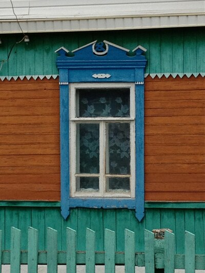 Бетлица_голубое_карниз
